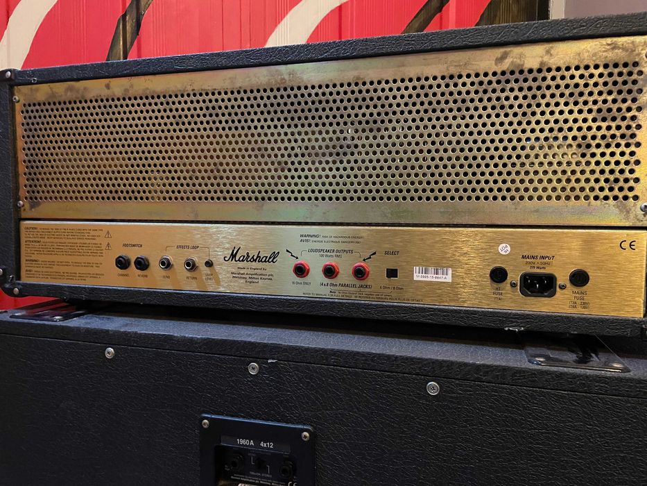 Продавам лапмова глава Маршал Jcm 2000 и кабинет Маршал JCM 900 1960