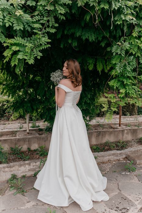 Свадебное платье в идеальном состоянии и прекрасной историей