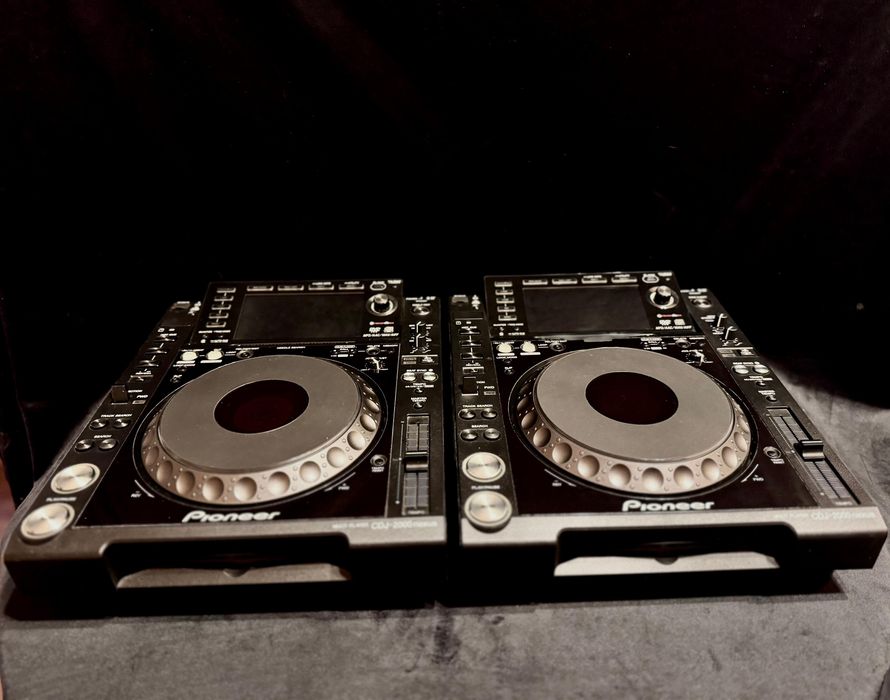 Pioneer cdj 2000 nexus .(2 buc)