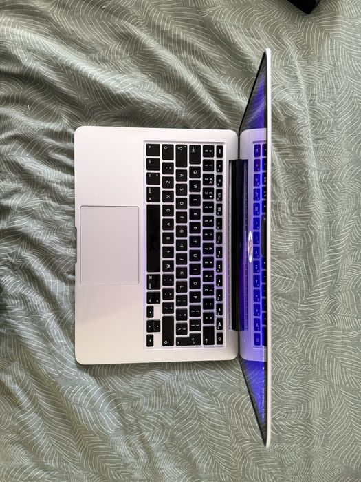 Macbook pro 13 early 2015