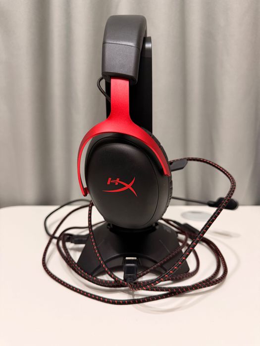 HyperX Cloud III Red + Bonus