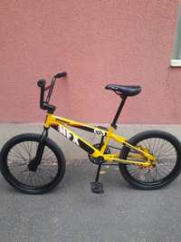 De vînzare bicicleta BMX pentru copii