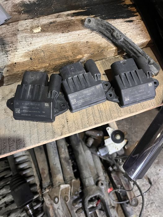 Реле подревни свещи Mercedes Om642 / W221, W164, W211, W219, W204 и др