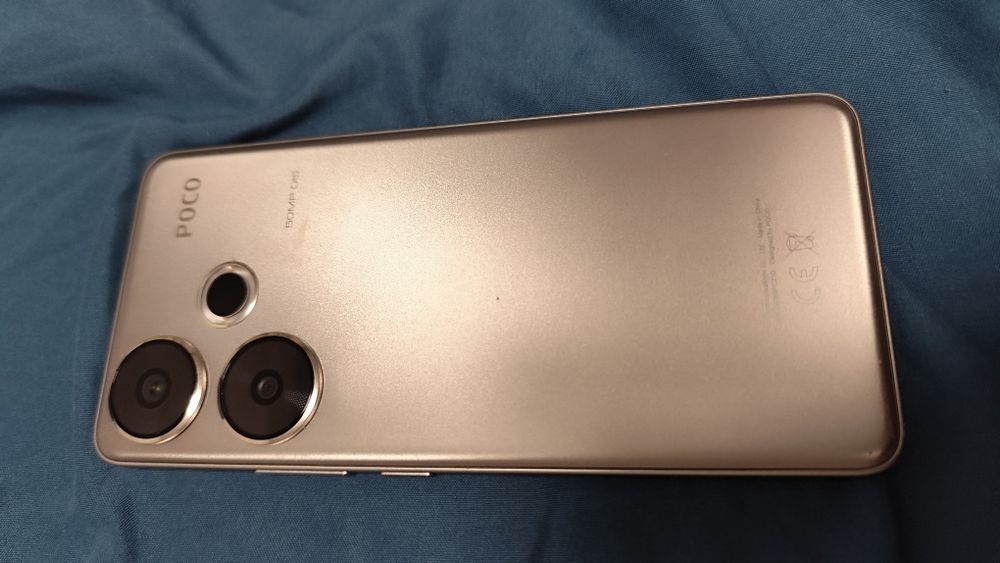 Poco F6 12/512Gb как новый