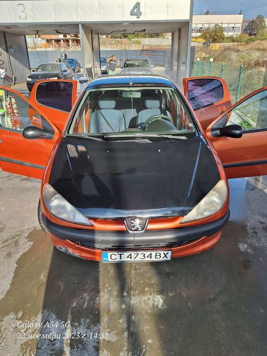 Пежо 206, 99г., 1.9 чист дизел, 90 коня. Напълно обслужено!