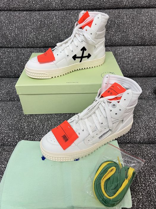 Adidasi off white court premium
