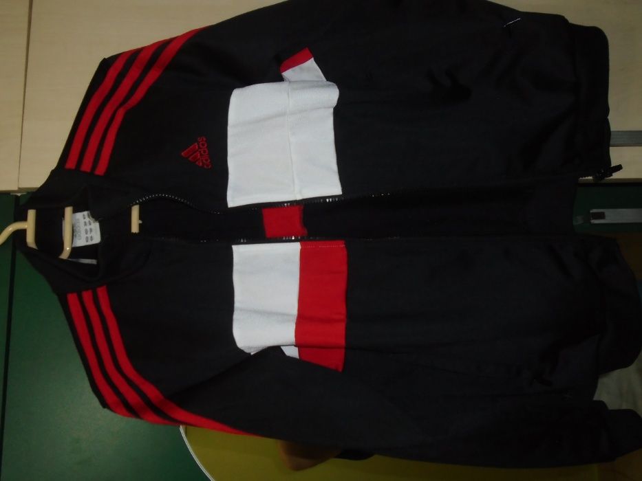 bluza trening adidas - 25 lei