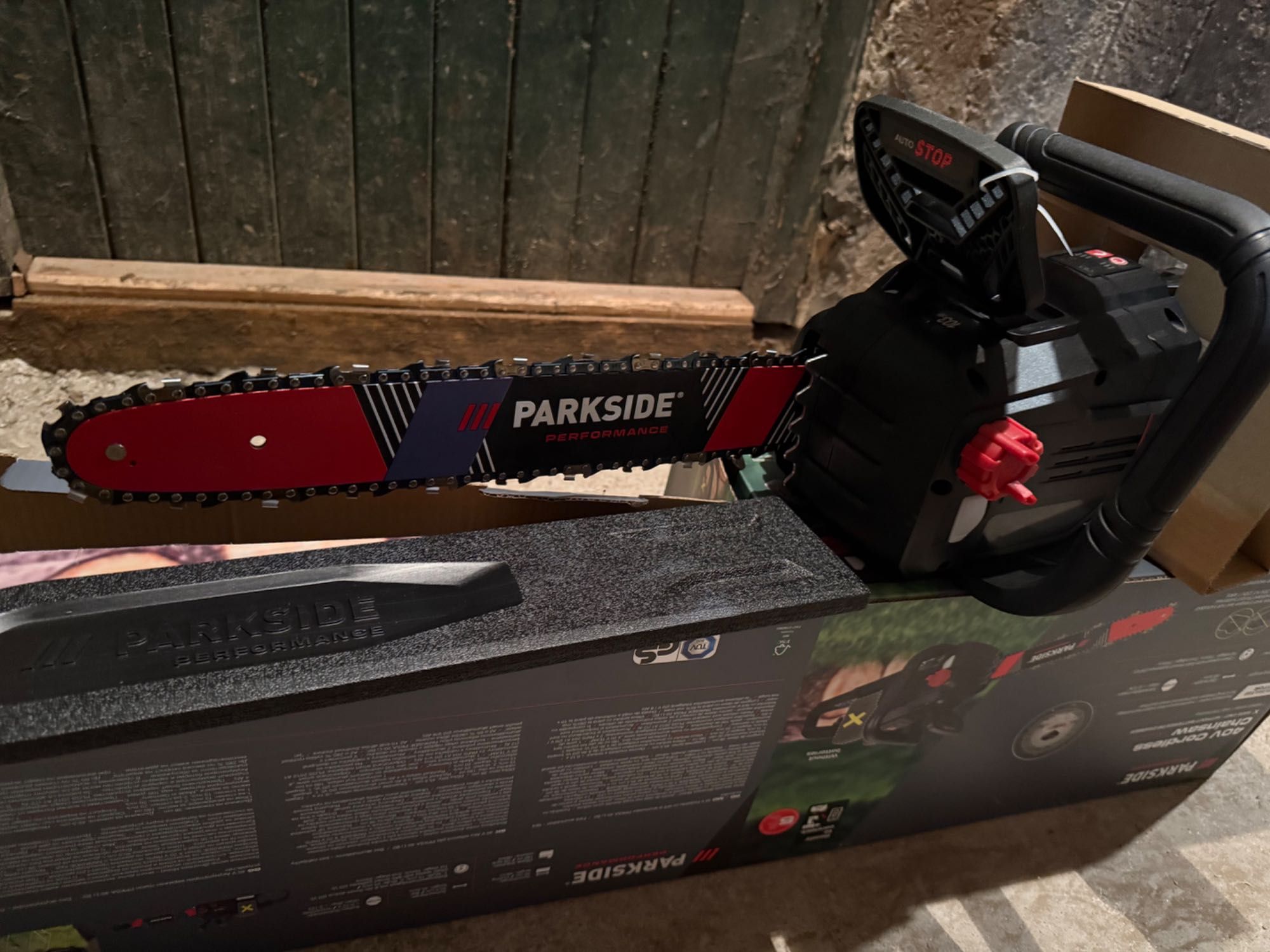 Верижен трион Parkside Performance 40v - НОВ