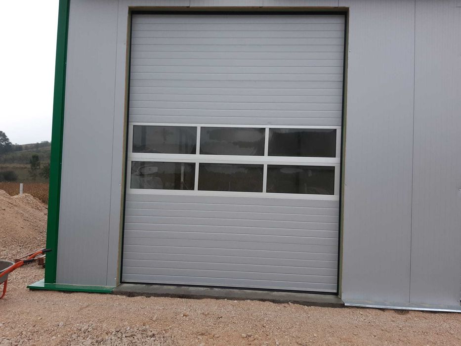 uși de garaj  automate