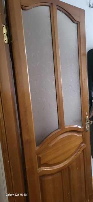 Есік сатылады 7 мыңнан жаксы жағдайда