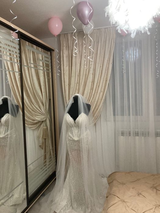 Rochie mireasa Royals