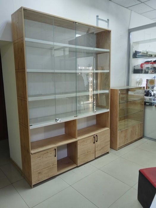 Торговые витрины.