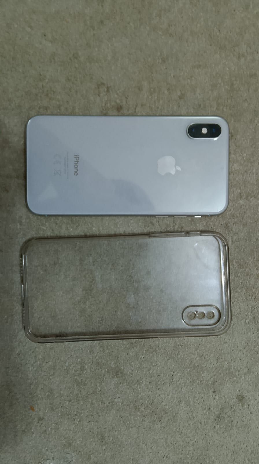 Iphone xs 256gb меняный акум.