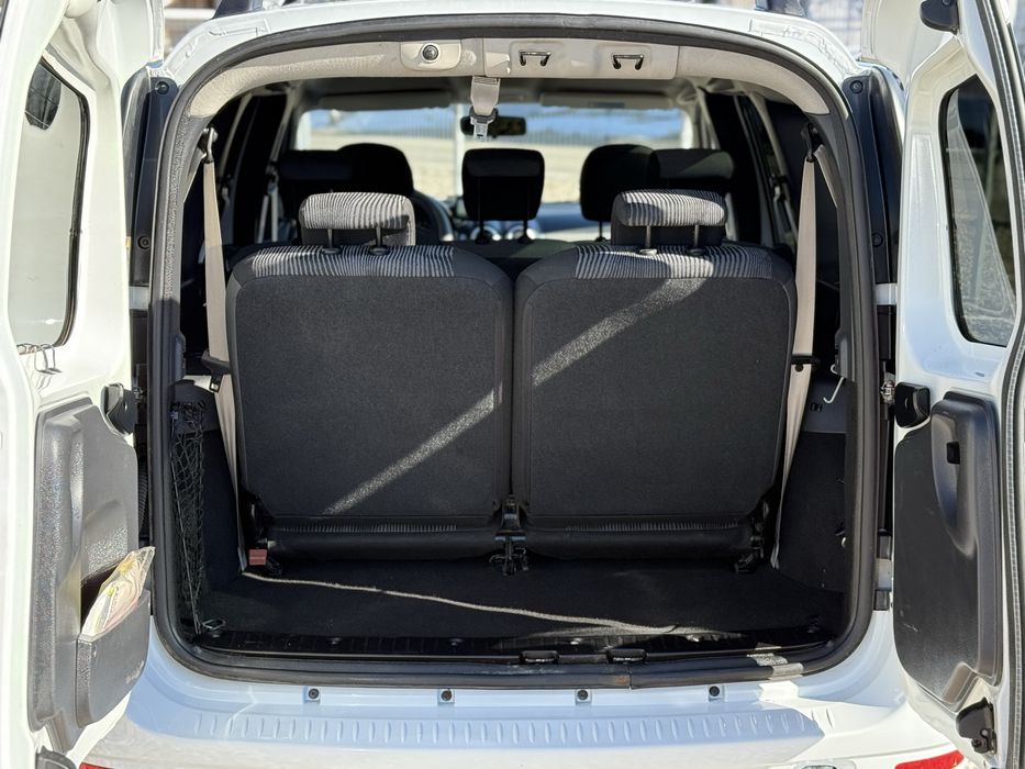 Vând Dacia Logan MCV 7 Locuri/Story/Webasto/GPS/Euro 5