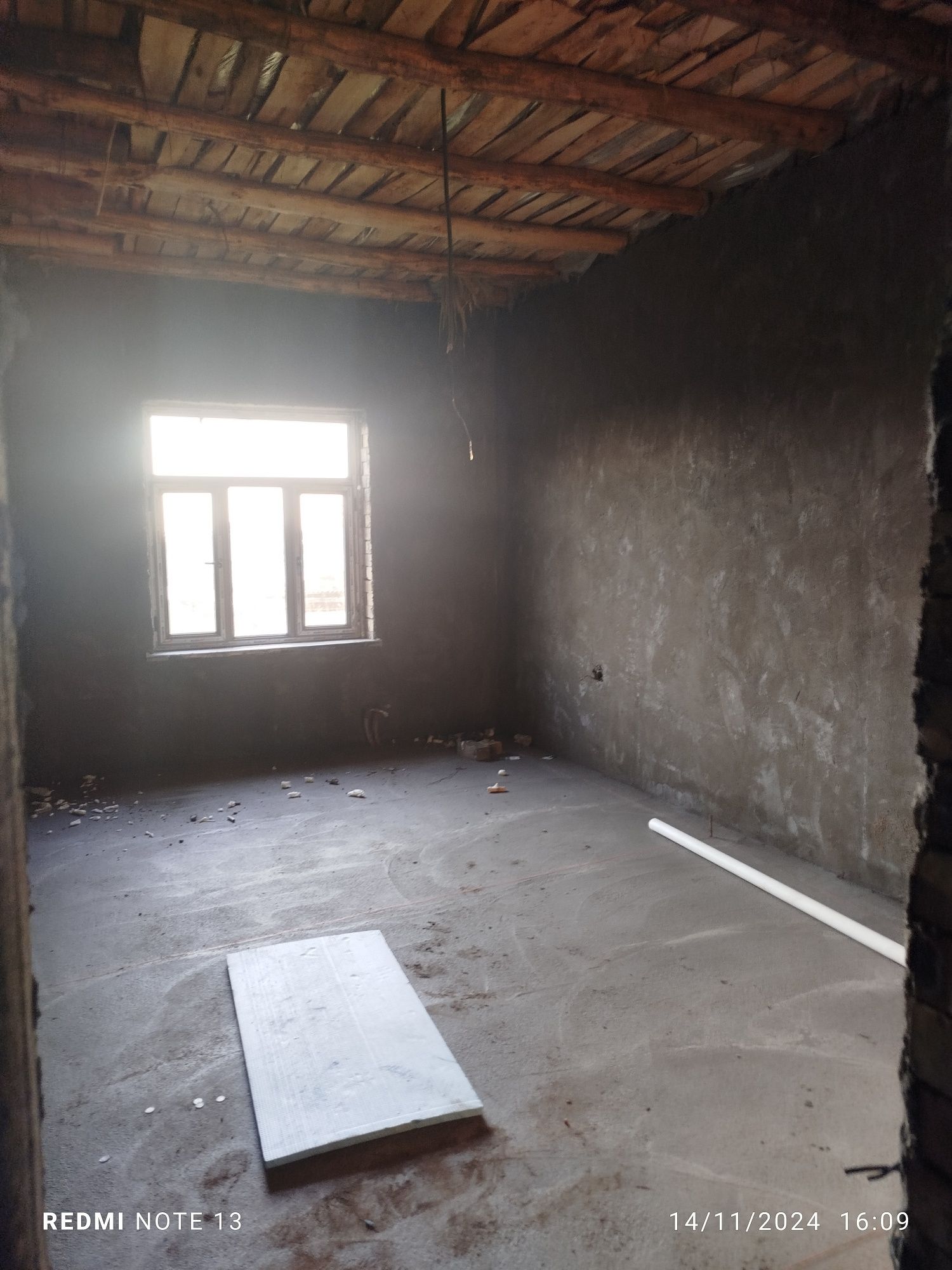 8 Xona Uy sotiladi  ipoteka qisa boladi