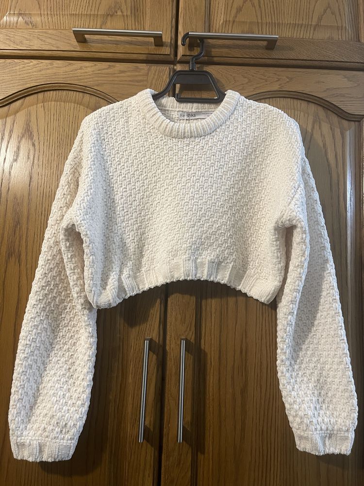 Къс пуловер Berska чисто нов