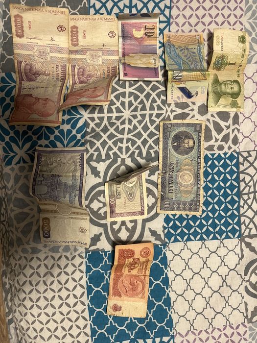 Bancnote vechi si monede