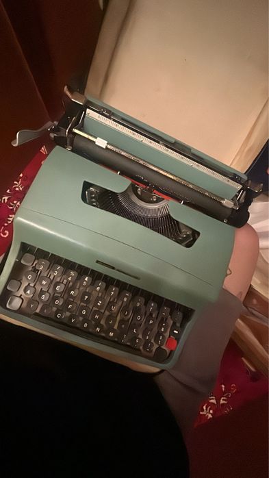 Olivetti Lettera 32
