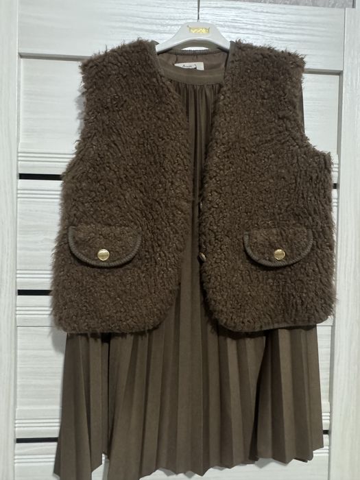 Двойка женская юбка с жилетом