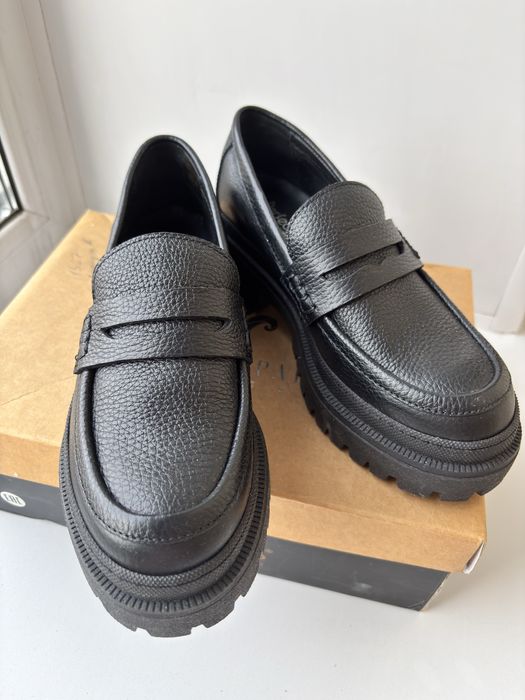 Лоферы на массивной подошве