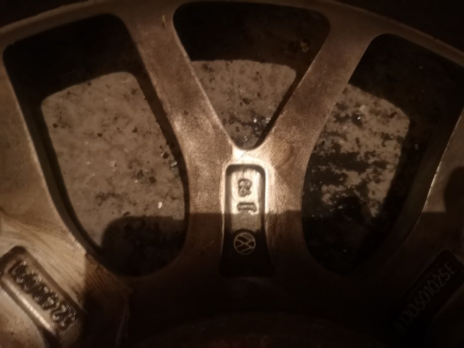 Джанти 16* BBS  ЕЛЕНОВ РОГ 5х100
5×112 17-ки