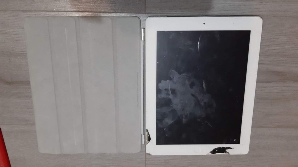 Tableta iPad- generația 4