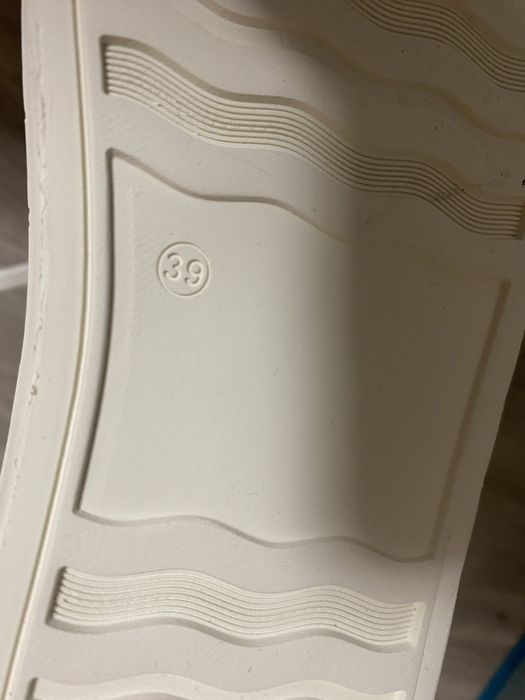 Pantofi femei marime 39