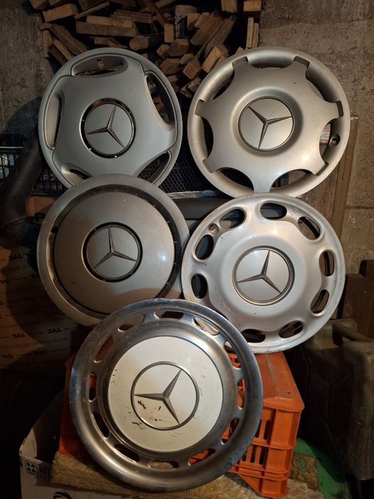 Продавам Оригинални тасове за Мерцедес 15 цола