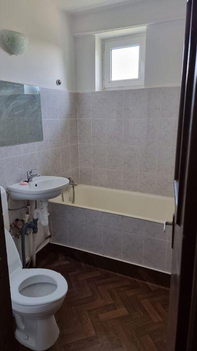Apartament de inchiriat