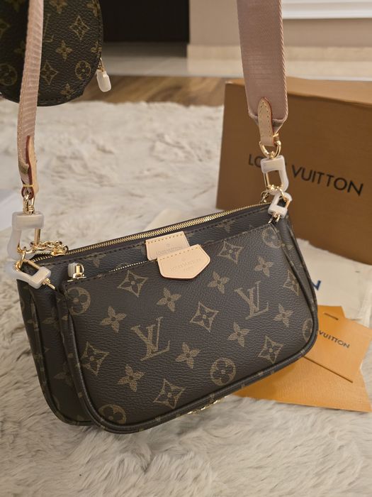 Налична чанта Louis Vuitton Multi Pochette Accessoires
