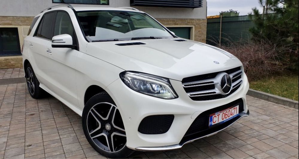 GLE 350 D 4 Matic 258 cp 9G-tronic Packet AMG