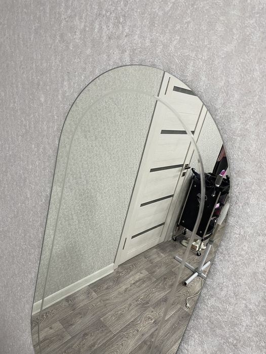 Зеркало настенное