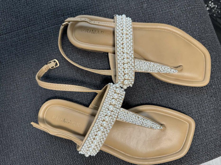 Сандали Primark с перли