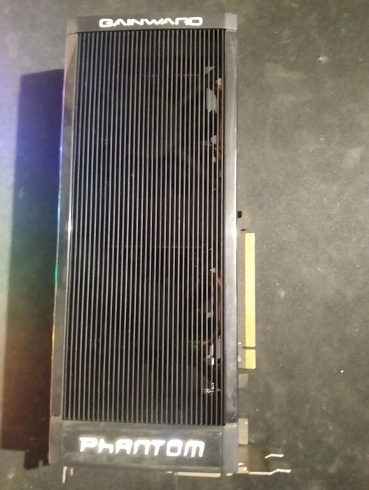 Vând placă video phanton