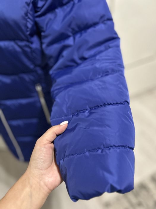 Geaca noua cu eticheta, culoare superba