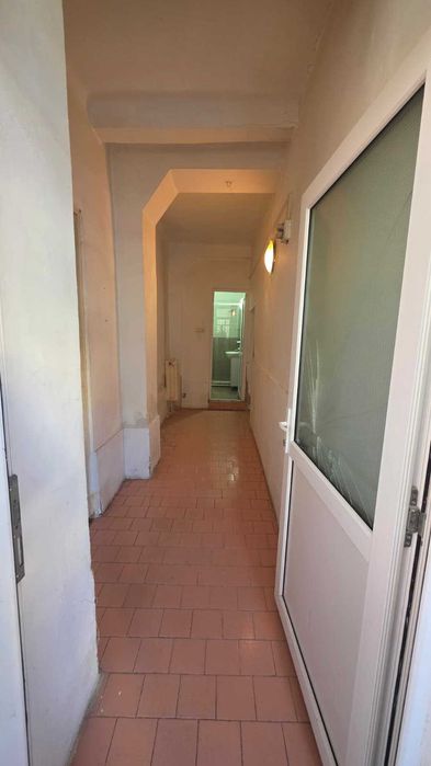 Vand apartament cu 4 camere - Piata Ovidiu -Constanta