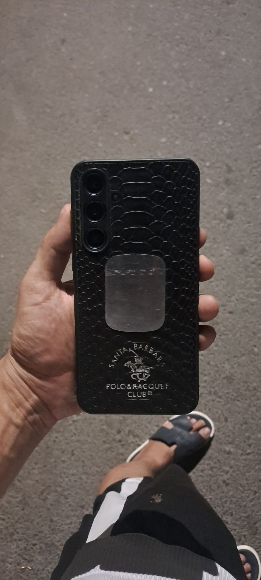 Telefon sotiladi