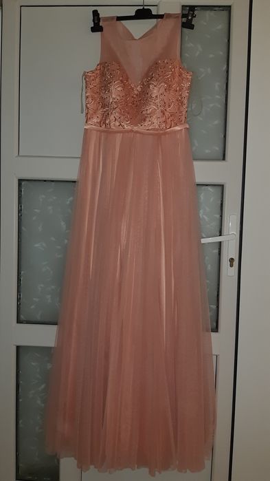 Vand rochie de ocazie