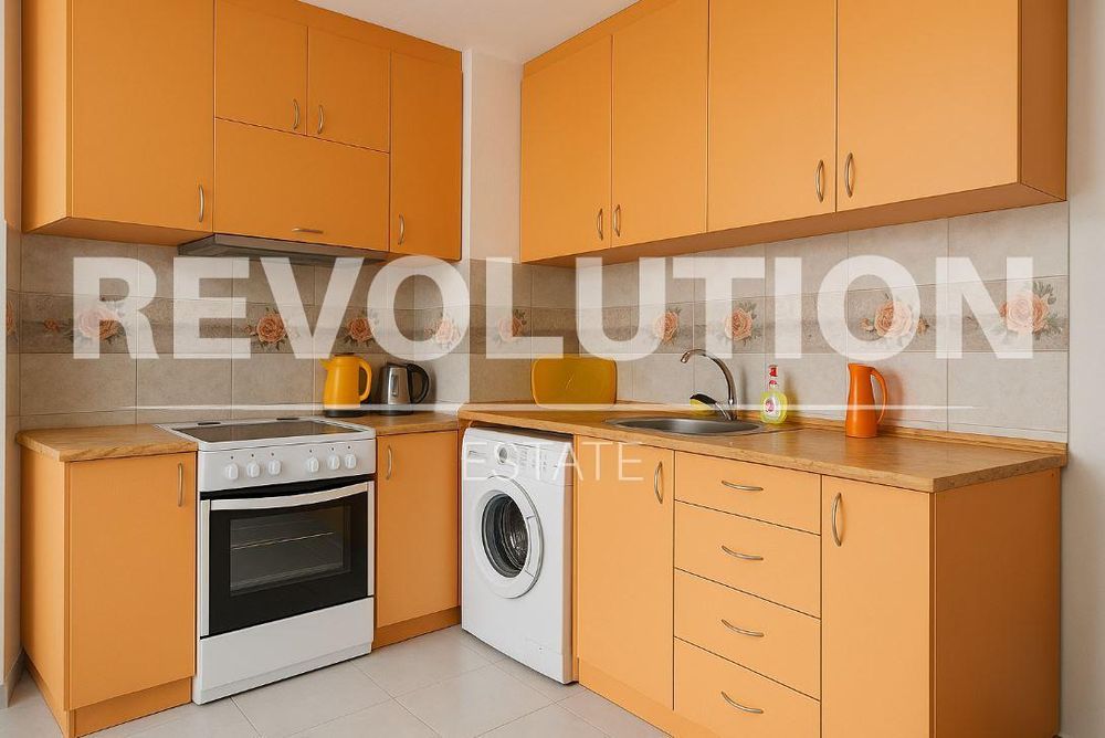 Дава се под наем Двустаен апартамент в Варна, Център - 50 кв.м за 325 € - Снимка #3