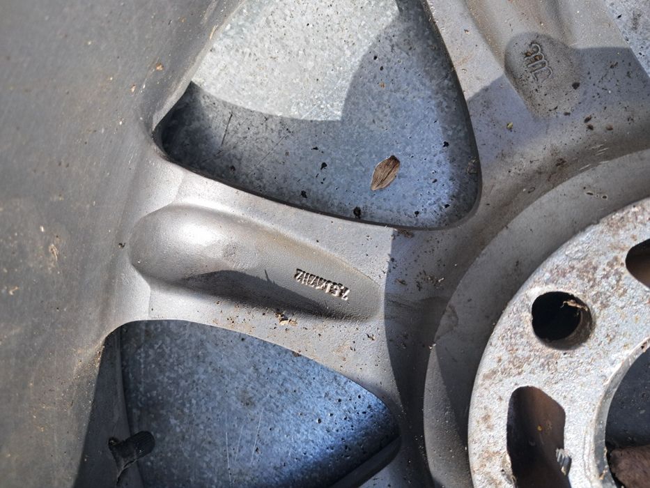 Джанти с гуми 17 4х114.3