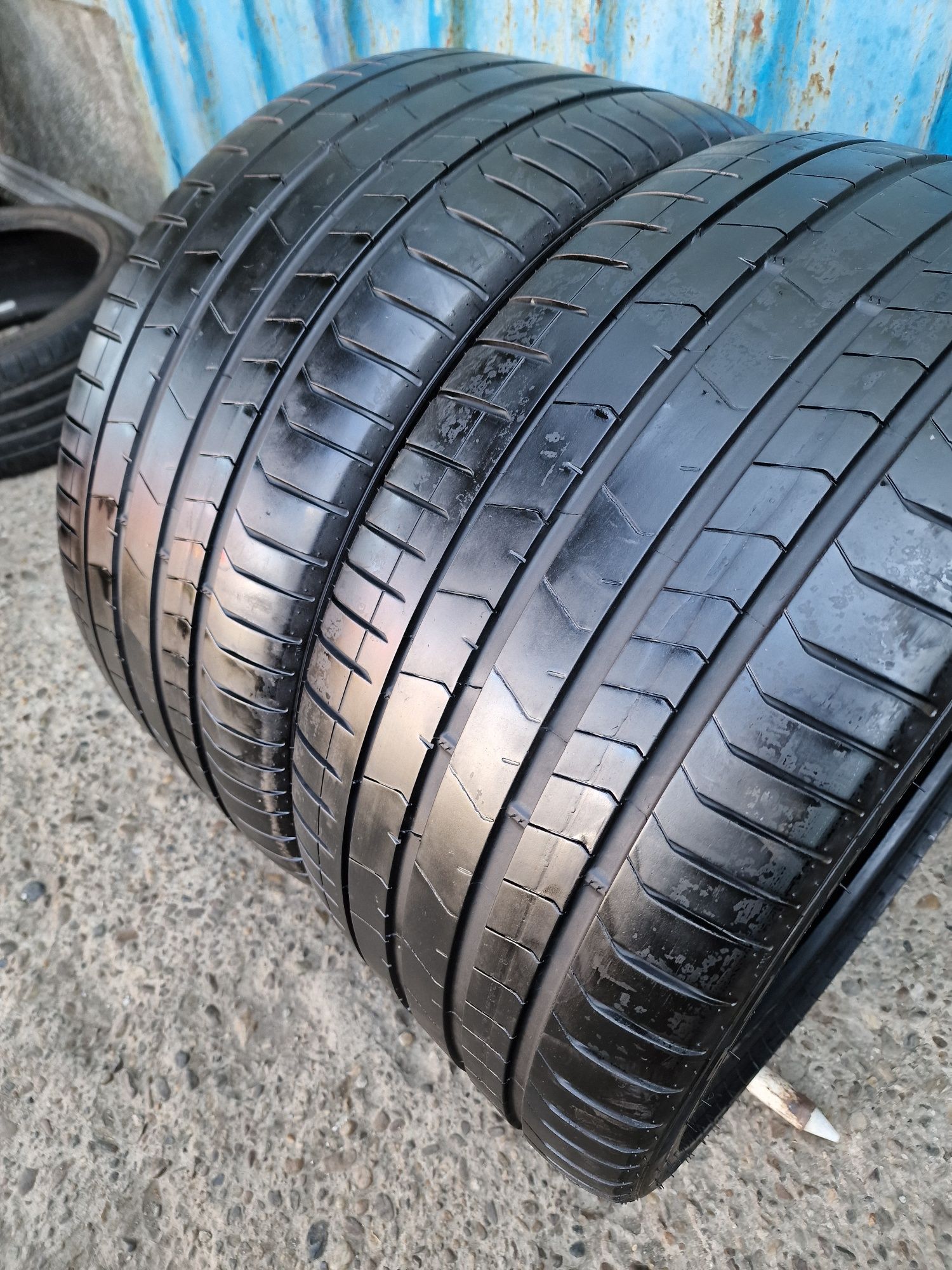 Anvelope Vară 315.35.21 Bridgestone An 2022