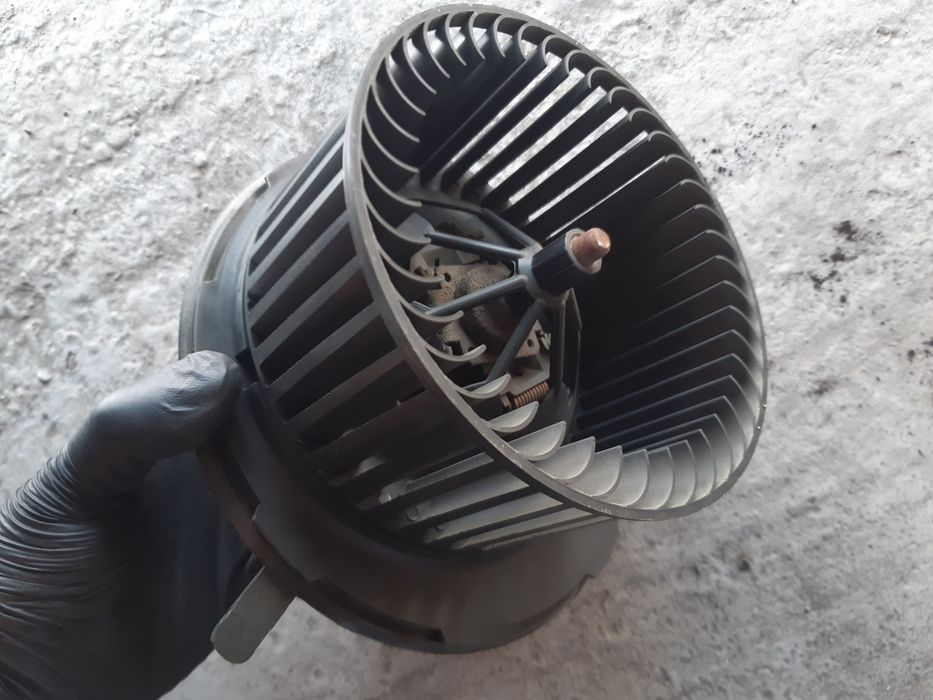 Torpedou vw passat b6 volan stanga / Aeroterma-ventilator vw passat b6
