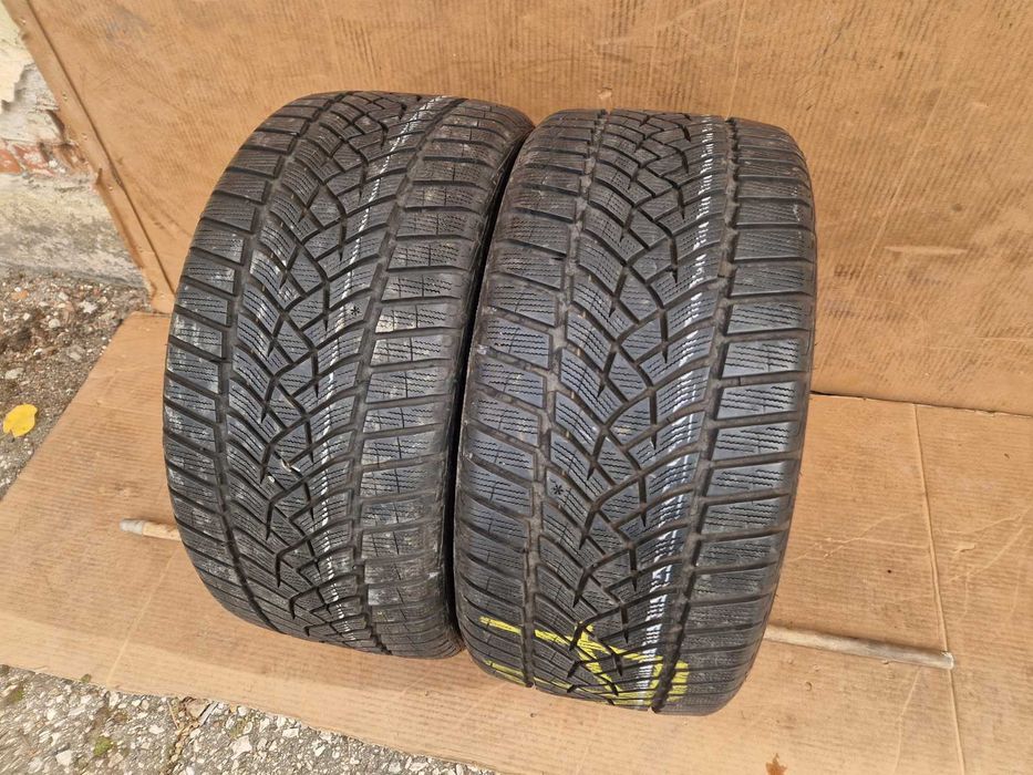 2 Goodyear R19 255/35
Зимни гуми 
DOT4019