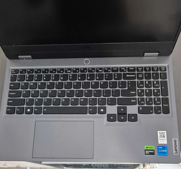 Laptop Lenovo LOQ15IAX9 (AG32 B27538.1) 2 ANI GARANTIE!