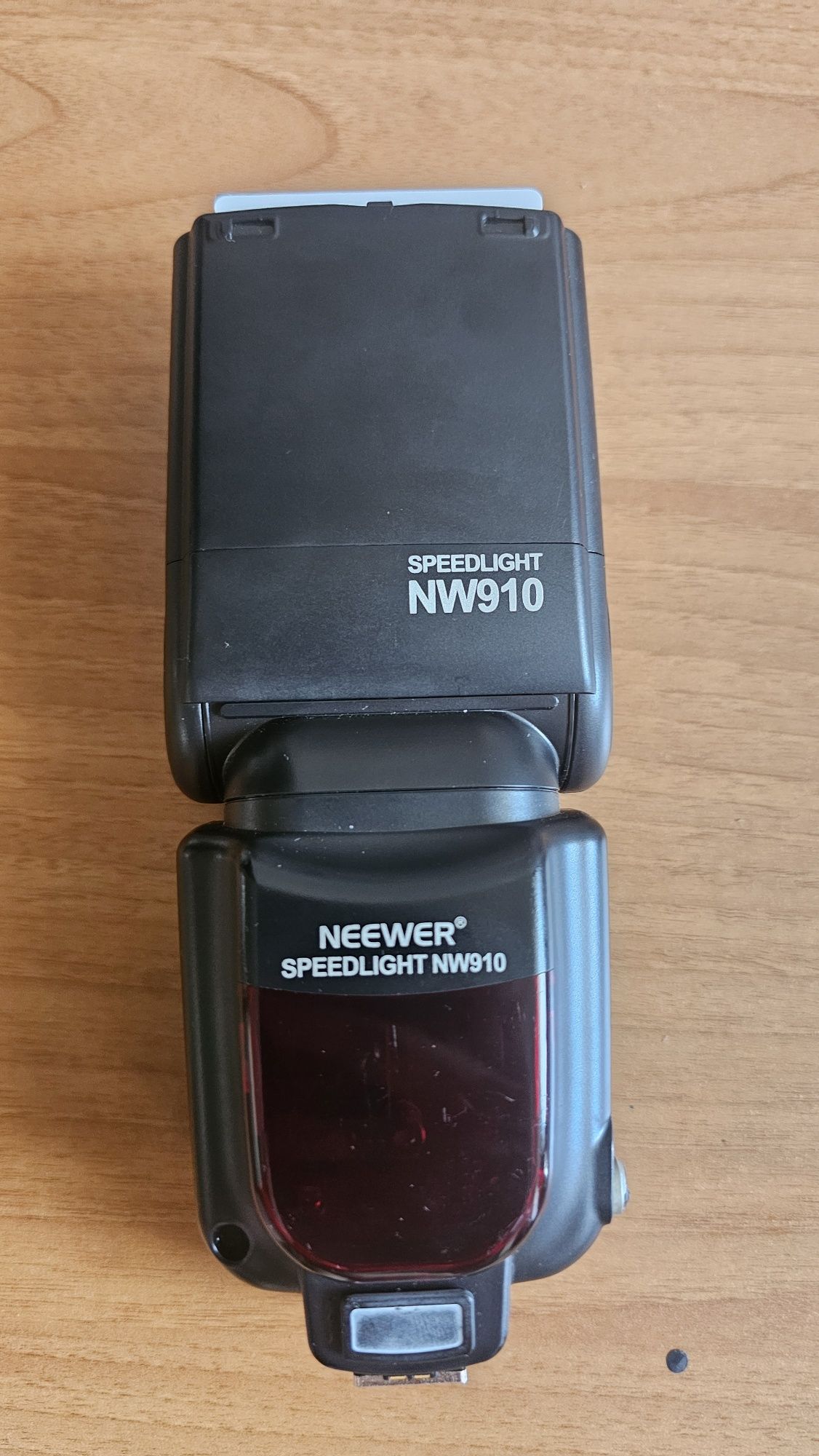 Светкавица - NEEWER NW910