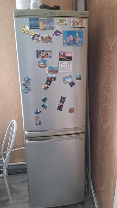 Холодильник прлдам 60к