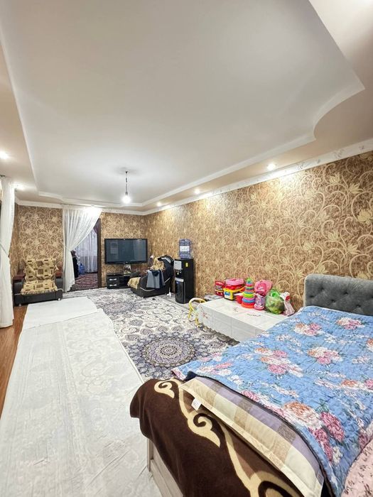 Продаётся Чиланзар 4 3в4 1 этаж. Кирпич. Балкон 2* 6.