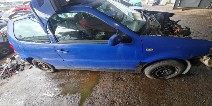 Ansamblu stergatoare parbriz volan pe stanga Volkswagen VW Polo a 3-a