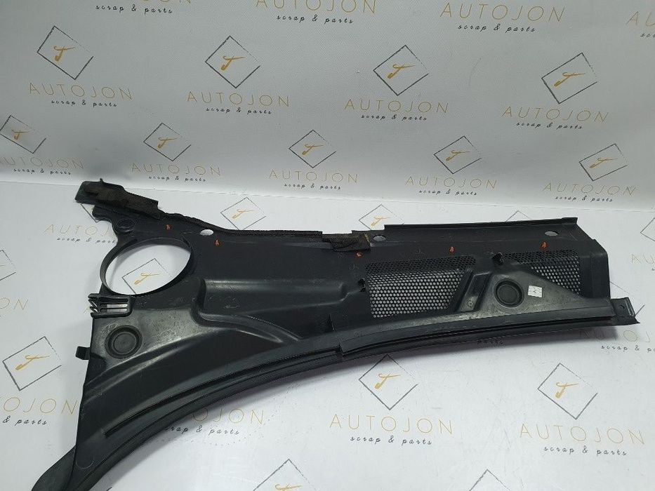 Grila stergator dreapta JAGUAR XF CC9_, X250 2008 - 2015 3.0 D AJV6D  8X23F021B45BP