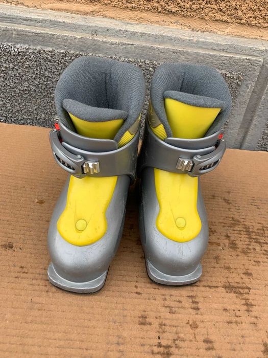 Clapari ski schiuri copii Head CArve X1 marime EUR:25.5 Mondo:15.5